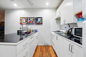 675 Summit Ave in Jersey City, NJ - Building Photo - Building Photo
