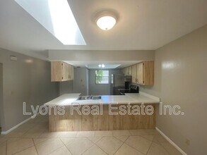 268 SW 2nd Ter in Cape Coral, FL - Building Photo - Building Photo