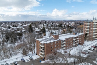 The Village Squire Apartments in Markham, ON - Building Photo - Building Photo