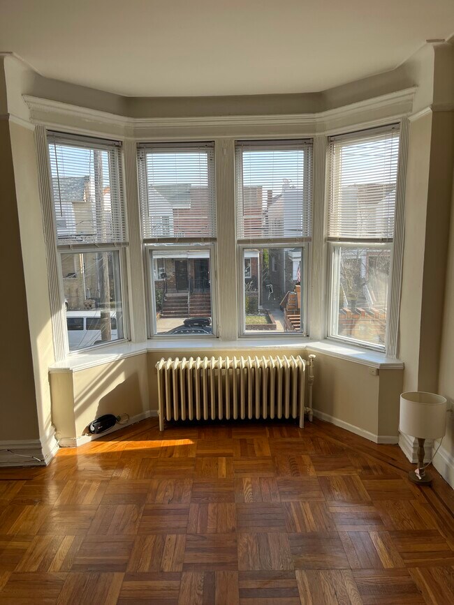 1350 78th St, Unit 2F in Brooklyn, NY - Foto de edificio - Building Photo