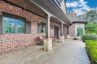 23W711 Hobson Rd in Naperville, IL - Building Photo - Building Photo