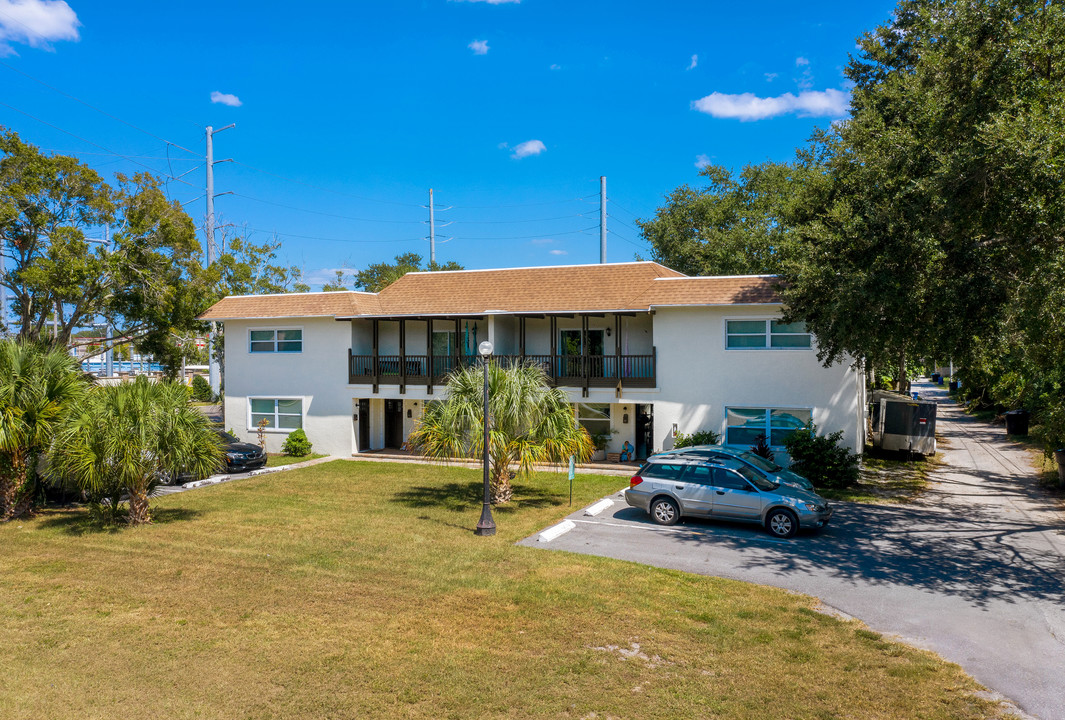 5050 1st Ave S in St. Petersburg, FL - Foto de edificio