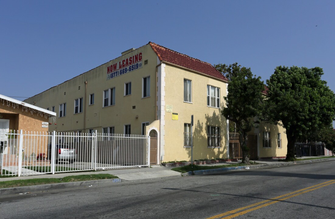 1253 W 39th St in Los Angeles, CA - Building Photo