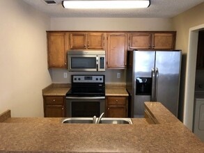 11059 Windsor Hill Dr in D'Iberville, MS - Foto de edificio - Building Photo