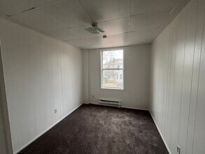 1028 E 5th St in Alton, IL - Building Photo - Building Photo