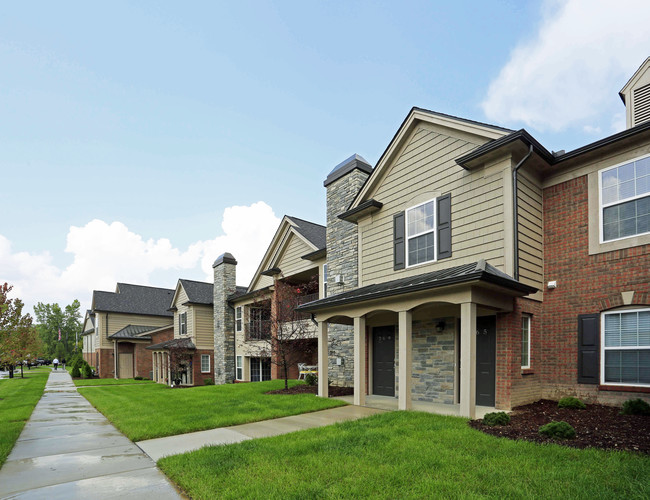 Heron Springs Townhomes and Apartments photo'