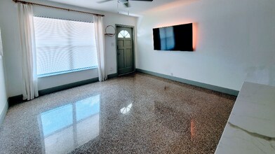 3613 W Oklahoma Ave in Tampa, FL - Building Photo - Building Photo