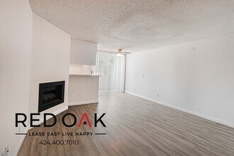 8309 Cedros Ave in Los Angeles, CA - Building Photo - Building Photo