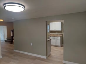 806 N State St in Champaign, IL - Building Photo - Building Photo