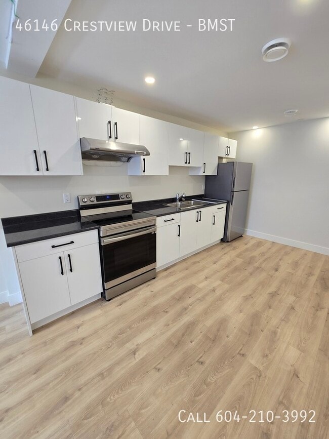 property at 46146 Crestview Dr