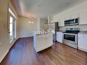 105 Redrock Ct in Savannah, GA - Foto de edificio - Building Photo