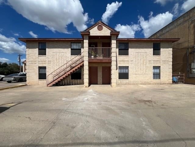 property at 1502 E San Pedro St