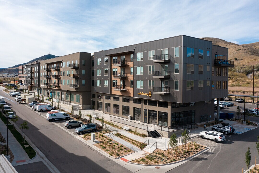 Aurum in Golden, CO - Foto de edificio