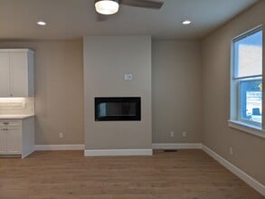 20482 Murphy Rd in Bend, OR - Building Photo - Building Photo