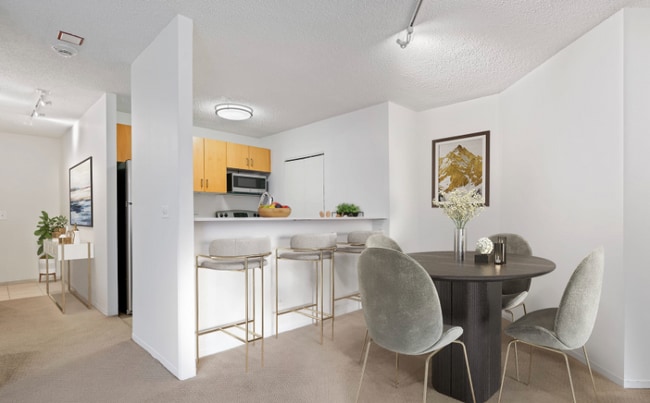 property at 710 N Dearborn St