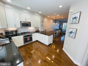 924 Pete Jones Way in Alexandria, VA - Building Photo - Building Photo