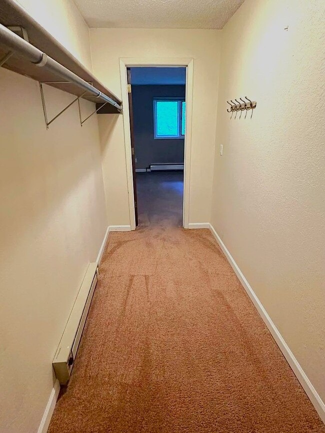 545 E 11th Ave in Anchorage, AK - Building Photo - Building Photo