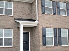 217 Scenic Rd in Anderson, SC - Building Photo