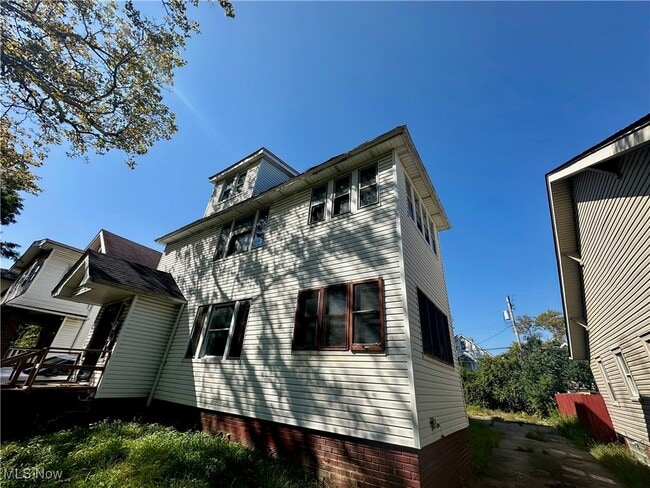3540 E 154th St in Cleveland, OH - Building Photo - Building Photo