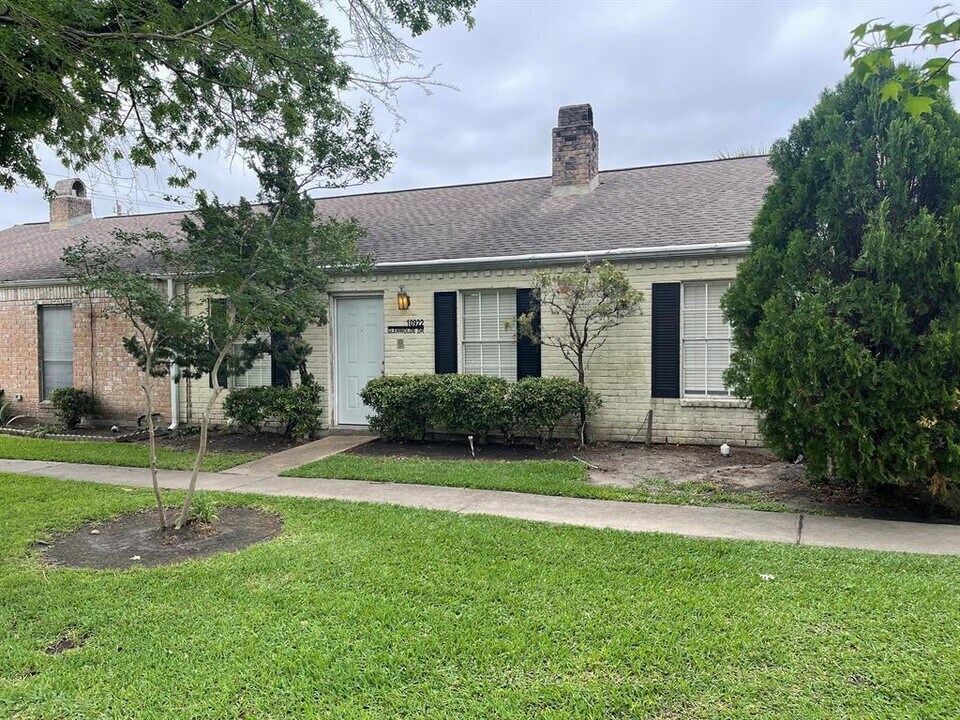 10922 Glenwolde Dr Photo