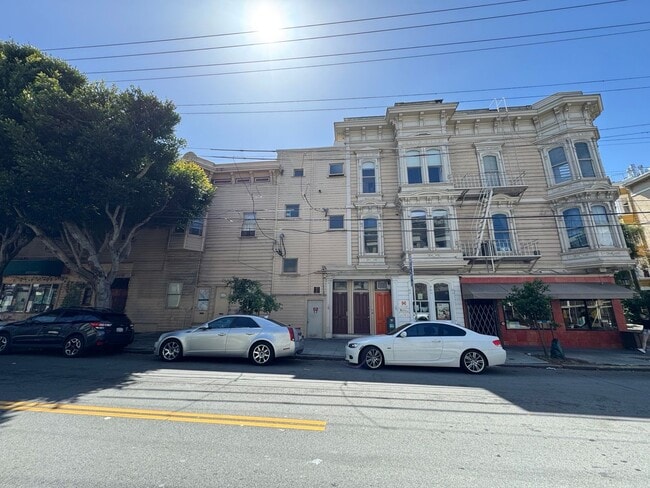 505-511 Laguna St