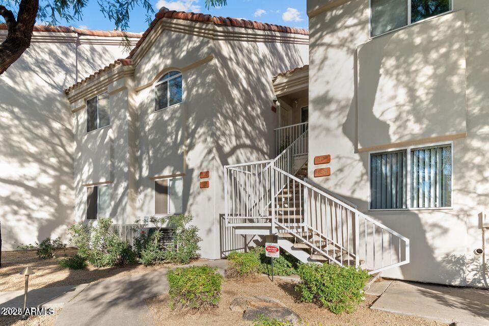 10401 N 52nd St in Paradise Valley, AZ - Building Photo