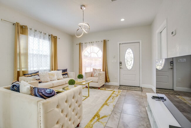 2601 NW 15th Ct, Unit SI ID1545926P