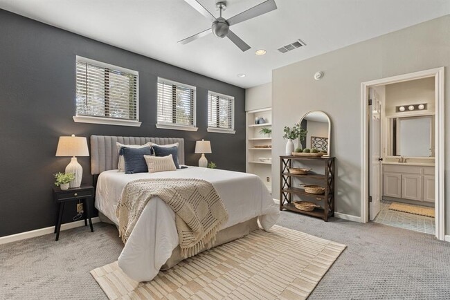 611 E 45th St in Austin, TX - Building Photo - Building Photo