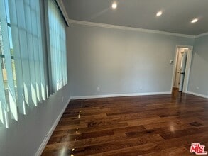 1935 N Hollywood Way in Burbank, CA - Building Photo - Building Photo