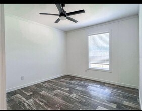 20064 Manecke Rd in Brooksville, FL - Building Photo - Building Photo