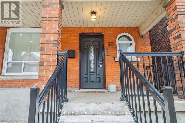 20 Greenaway Ave in Hamilton, ON - Building Photo - Building Photo