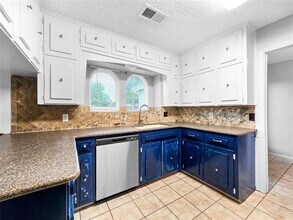 408 Cavender Ct in Hurst, TX - Building Photo - Building Photo