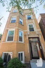 2815 N Troy St, Unit 2R in Chicago, IL - Building Photo - Building Photo