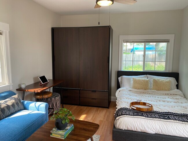 2445 Harrington Ave, Unit NA in Oakland, CA - Building Photo - Building Photo