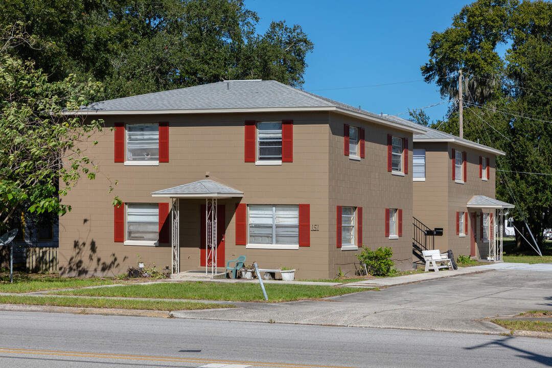 151 Avenue C SE in Winter Haven, FL - Foto de edificio