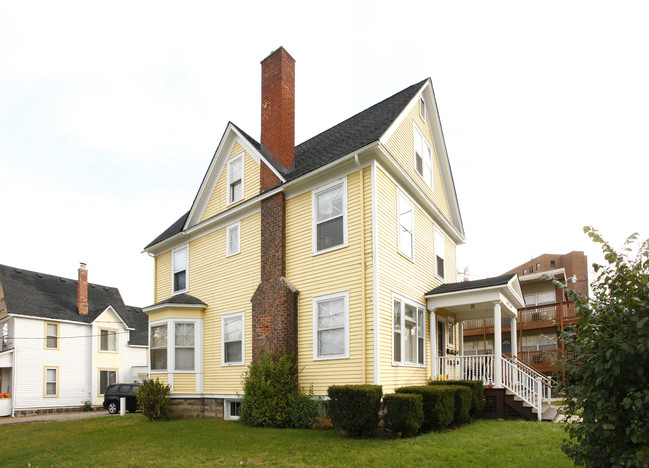 801 Catherine St in Ann Arbor, MI - Building Photo - Building Photo