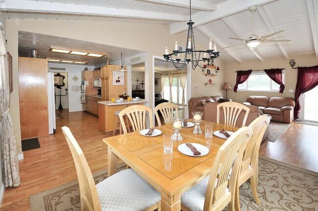 5051 Ovid place in San Diego, CA - Building Photo - Building Photo
