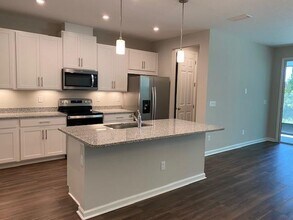 3651 Marsh Reserve Blvd in Jacksonville, FL - Building Photo - Building Photo