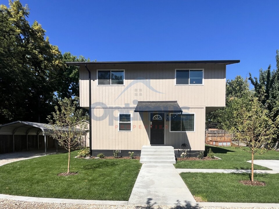 805 S Owyhee St in Boise, ID - Building Photo