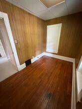 124 52nd Ave in Oelwein, IA - Building Photo - Building Photo