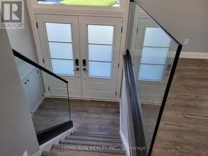 1022 Wiseman Crescent in Ottawa, ON - Building Photo - Building Photo
