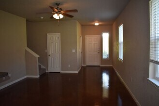 105 Stone Canyon Ct in Harker Heights, TX - Foto de edificio - Building Photo