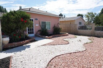 8826 Quartz Ave in Northridge, CA - Building Photo - Building Photo