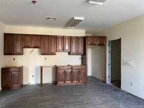 21 Cedar Swamp Rd in Glen Cove, NY - Building Photo - Building Photo