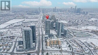 15 Watergarden Dr in Mississauga, ON - Building Photo