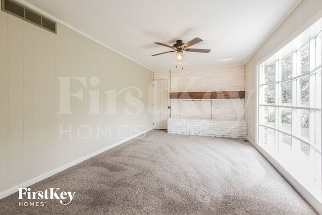 596 Waterview Blvd in Greenfield, IN - Building Photo - Building Photo