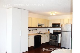 2754 N Hampden Ct-Unit -Apt 804 in Chicago, IL - Building Photo - Building Photo
