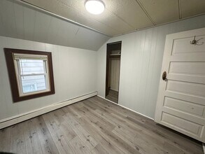 409 Collins Ave in Mandan, ND - Building Photo - Building Photo