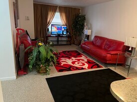 1843 Quail Trl, Unit Furnished in Lakeland, FL - Building Photo