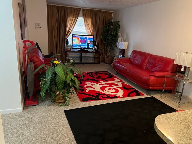1843 Quail Trl, Unit Furnished